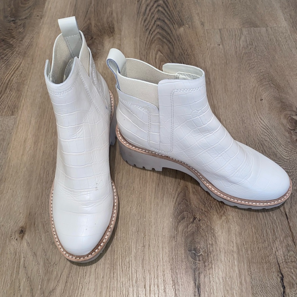DOLCE VITA white booties